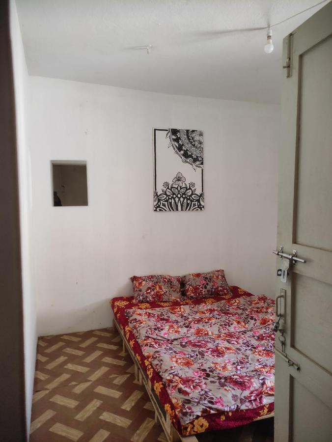 Laughing Buddha Guest House & Villa Kathmandu Exterior foto