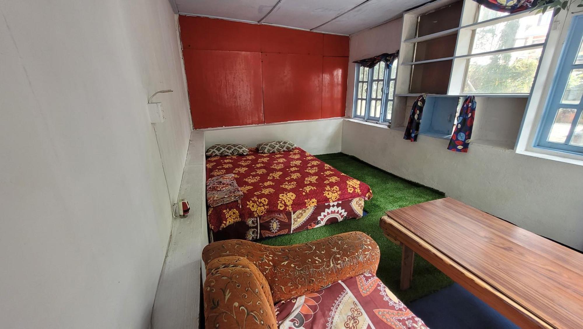 Laughing Buddha Guest House & Villa Kathmandu Exterior foto